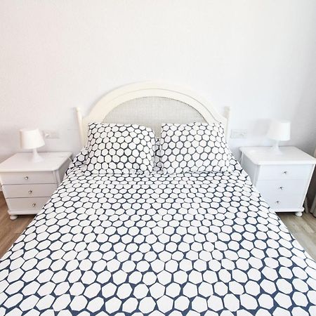 Apartamento Vistas Al Mar Y Piscina フエンヒロラ エクステリア 写真