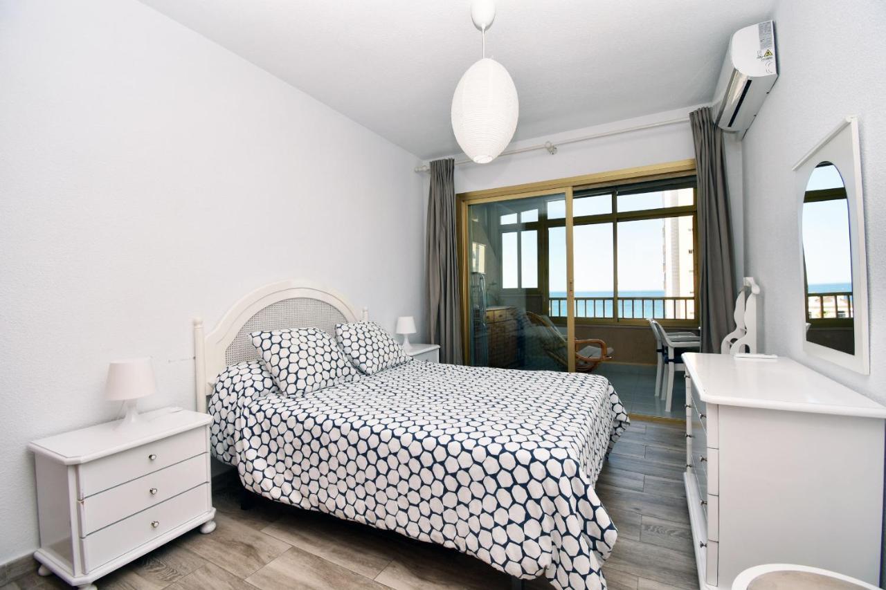 Apartamento Vistas Al Mar Y Piscina フエンヒロラ エクステリア 写真